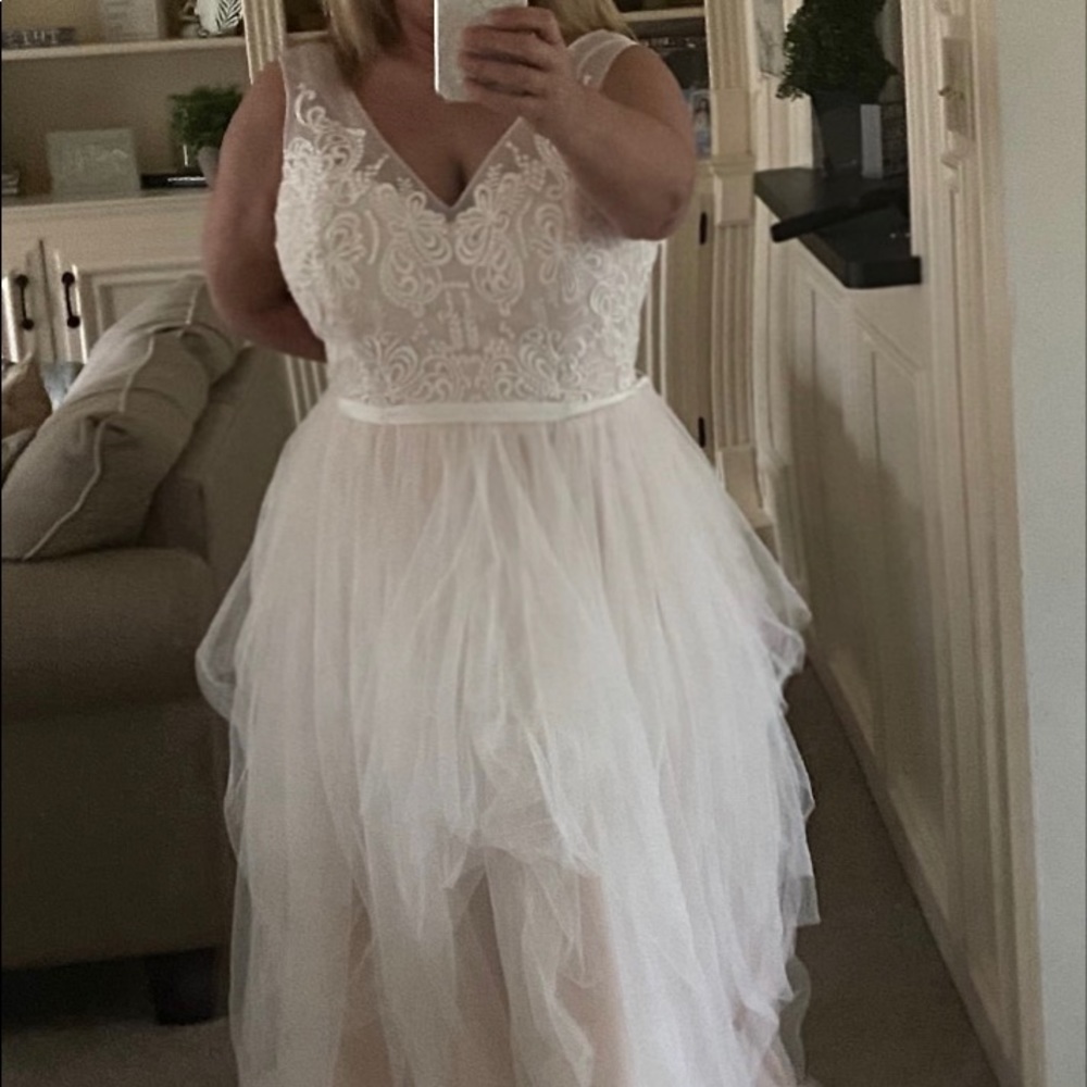 Brand New Wedding Dress